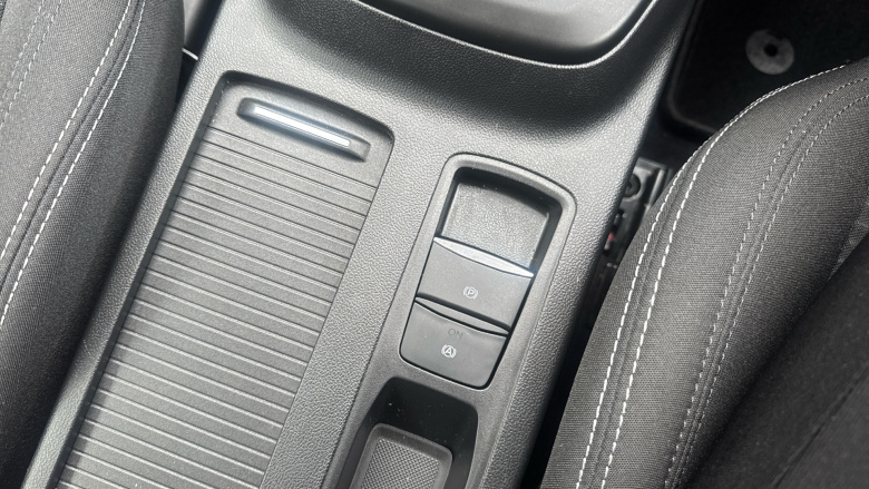 Ford Focus 1.0 EcoBoost Hybrid mHEV 155 Titanium 5dr Petrol Hatchback